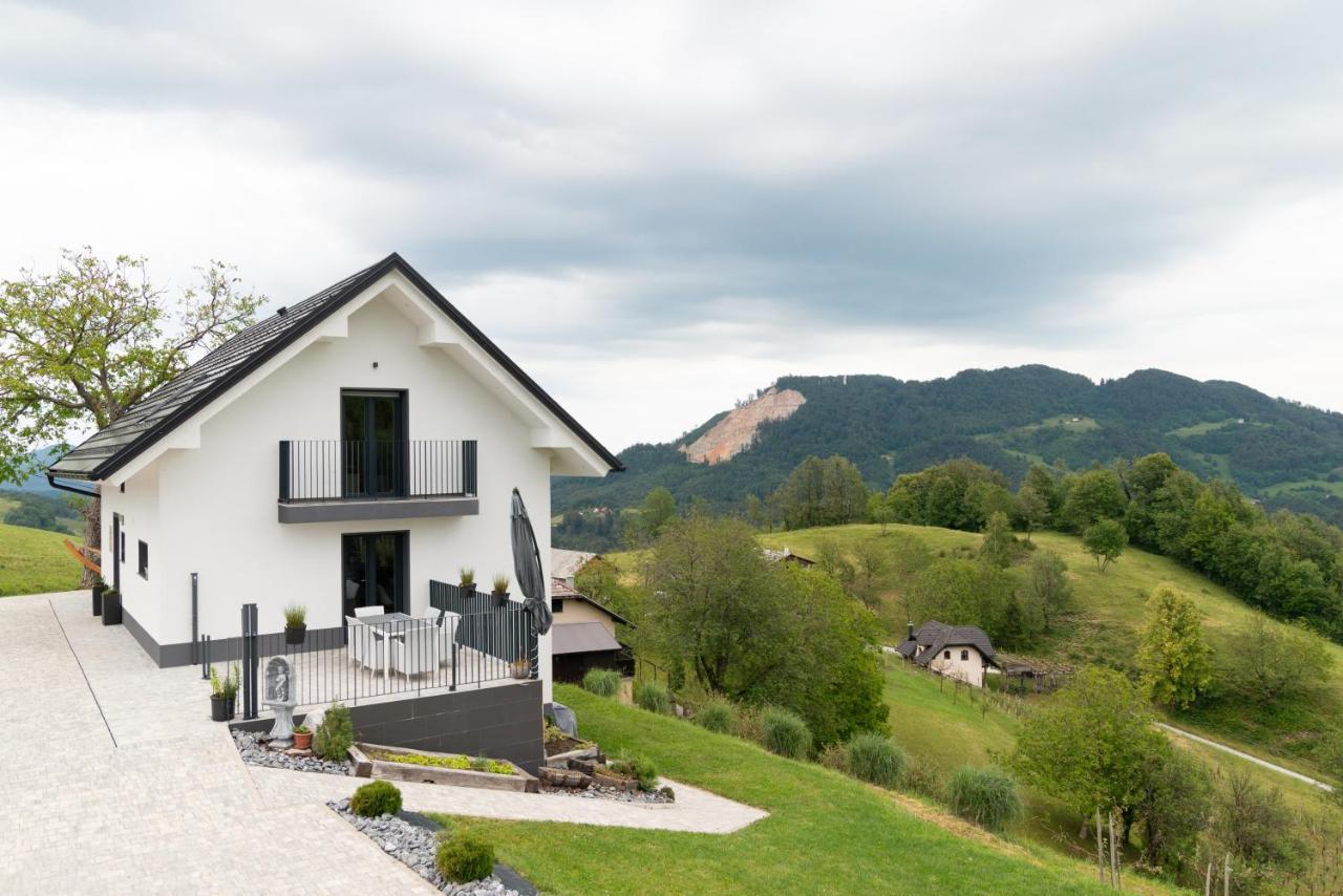 Tanja S Holiday Home In Nature With Sauna And Hot Tub Gorica pri Slivnici Exterior foto